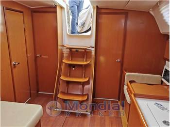 Beneteau OCEANIS 43