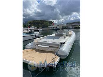 Motonautica Vesuviana Mito 45 EFB