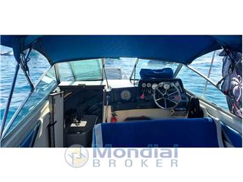 Sea Ray 220 SUNDANCER