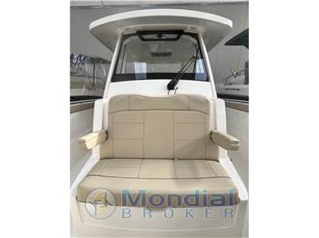 Pursuit S 328