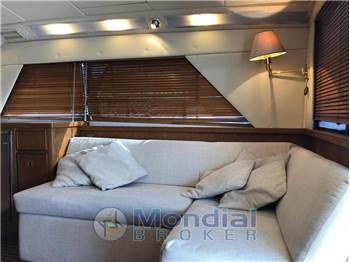 Bertram Yacht 37' Convertible