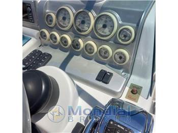 Pirelli Pzero P1000 Cabin