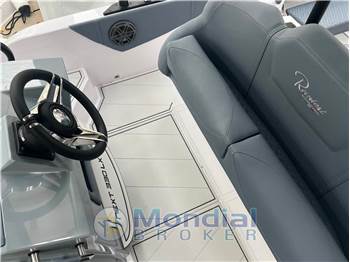 Ranieri International Next 330 LX