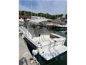 Boston Whaler 34 Defiance