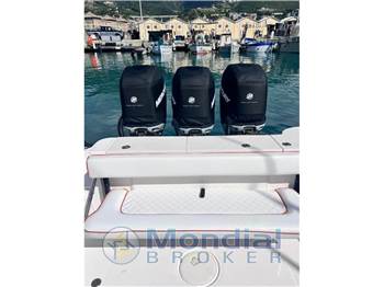Wellcraft Marine SCARAB 35 SPORT CUDDY