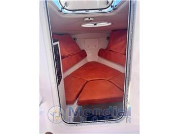 Wellcraft Marine SCARAB 35 SPORT CUDDY