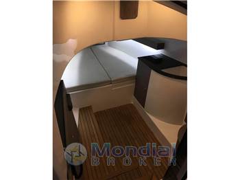 Pirelli PZERO 1100 Cabin