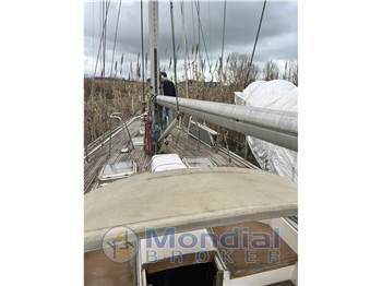 Hallberg Rassy HR 42