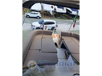 Manò Marine 27,50 EFB
