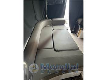 Manò Marine 27,50 EFB