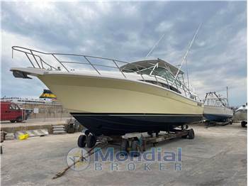 Bertram Yacht 360 Moppie