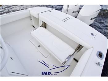 Regulator Marine Regulator 28