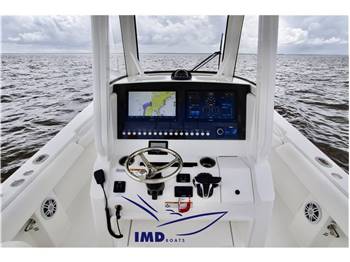 Regulator Marine Regulator 28
