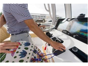 Sportsman Boat 232 Center Consolle