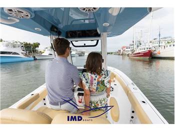 Sportsman Boat 232 Center Consolle