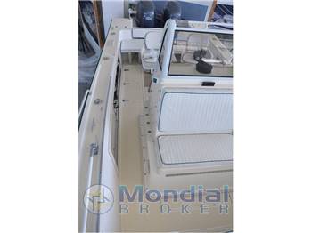 Mako Marine 241