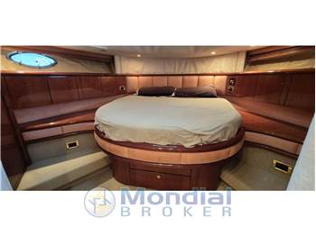 Fairline SQUADRON 62