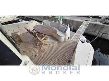 Fairline SQUADRON 62