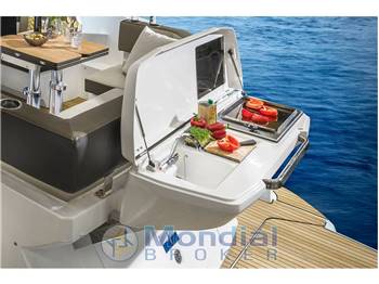 BAVARIA R40