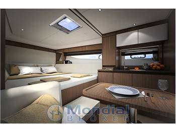 Bavaria Yachts SR33 OPEN TOP/HT NEW MODEL