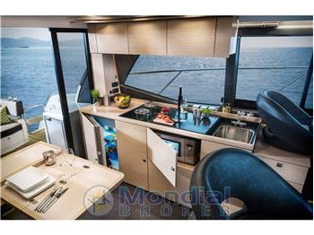 BAVARIA YACHT R40 COUPE'/FLY