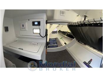 Bakewell-WhiteYacht Design 20M POCKET MAXI