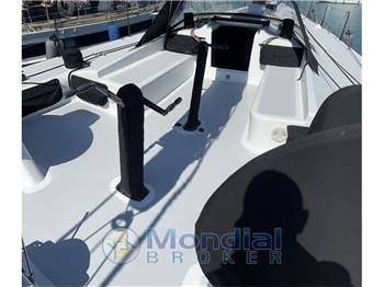 Bakewell-WhiteYacht Design 20M POCKET MAXI