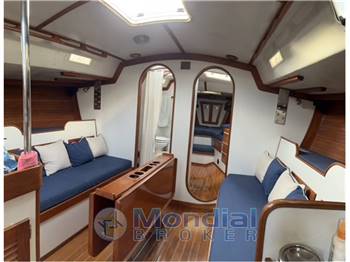 J BOATS J 44