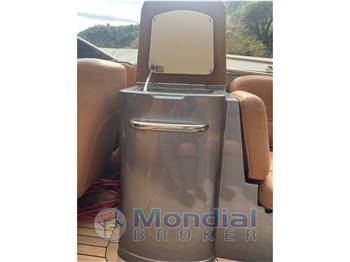 Chris Craft Launch 25