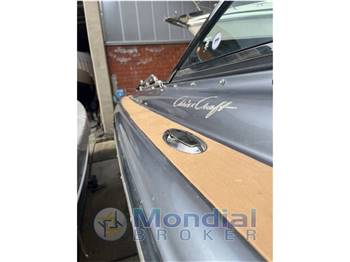 Chris Craft Launch 25