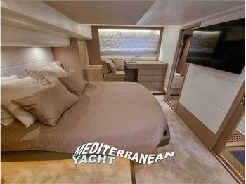 PRESTIGE YACHTS 550 F-LINE