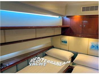 Fairline - Squadron 62