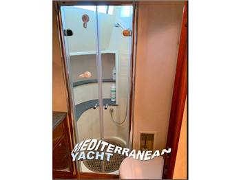 Fairline - Squadron 62