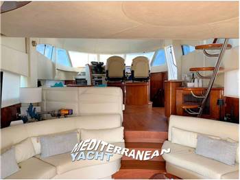Fairline - Squadron 62