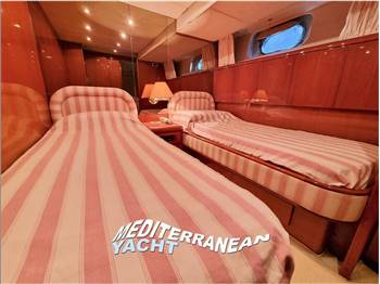 Versil Falcon 82 S