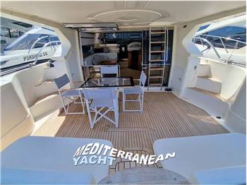 Ferretti 57
