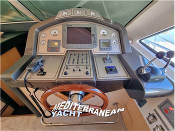 NAVALE DEL TIRRENO - CAYMAN 50 FLY