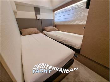 PRESTIGE YACHTS PRESTIGE 550  F-LINE