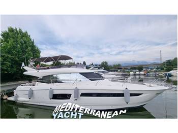 PRESTIGE YACHTS PRESTIGE 550  F-LINE