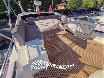 PRESTIGE YACHTS PRESTIGE 550  F-LINE