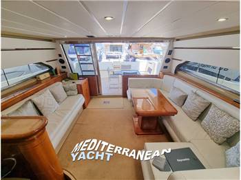 Ferretti 57