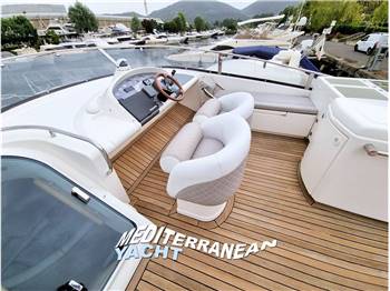 Fairline Squadron 55