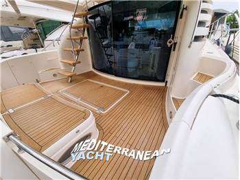 Fairline Squadron 55