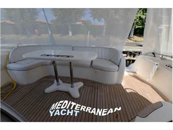 Sealine F 44