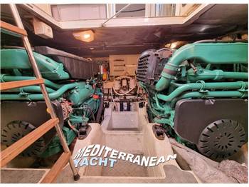 NAVALE DEL TIRRENO - CAYMAN 50 FLY