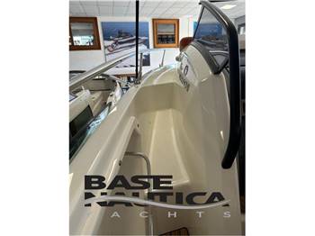 Cranchi E30 Endurance