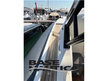 NUOVA JOLLY PRINCE 38 SPORT CABIN