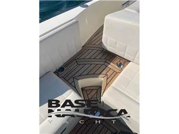 NUOVA JOLLY PRINCE 38 SPORT CABIN