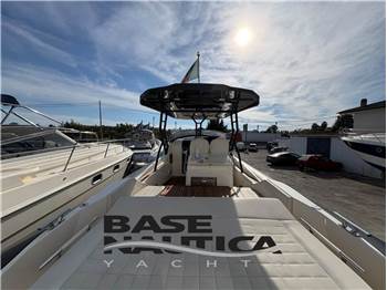 NUOVA JOLLY PRINCE 38 SPORT CABIN