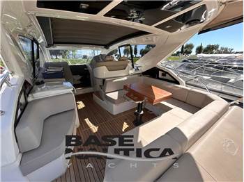 CRANCHI YACHTS M44 HT